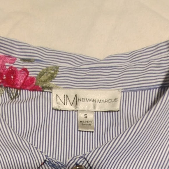 Neiman Marcus button up embroidered shirt sz S - Picture 7 of 9